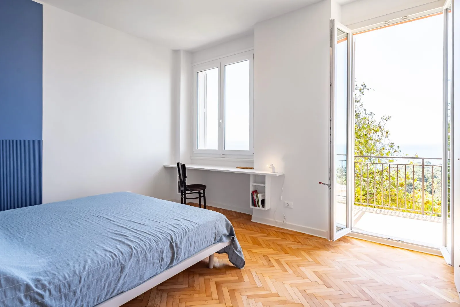 Schlafzimmer mit Blick Richtung Golf